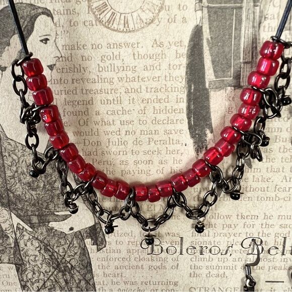 Hand Crafted Red/Black Beads & Chain Necklace & Earring Set - Picture 3 of 8